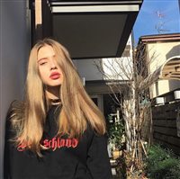 hlosw@Ava
