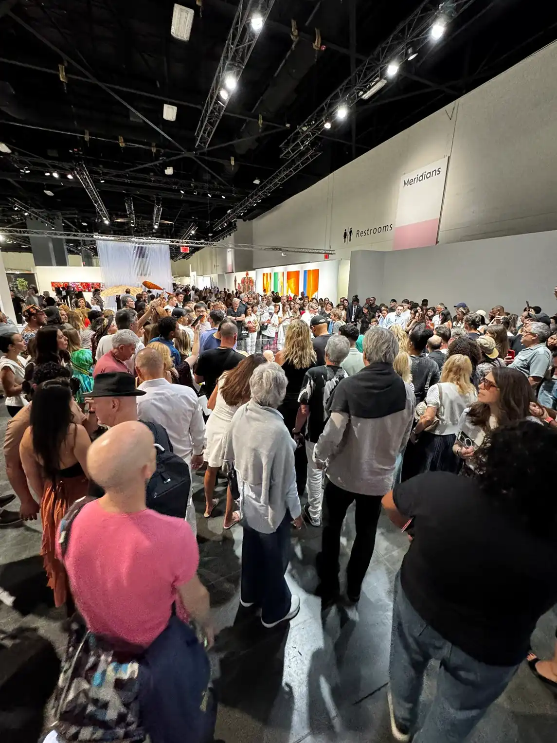 4년 전 NFT로 6,900만 달러를 벌어들인 Beeple은 여전히 돈을 벌고 있습니다.